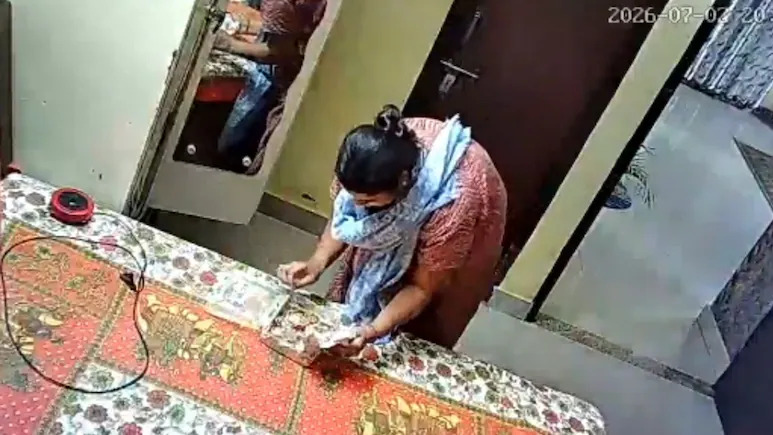 Jaipur Woman Booked After CCTV Captures Alleged Jewellery Theft and Dramatic Confrontation