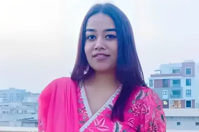 Jaipur roadways bus hit college students